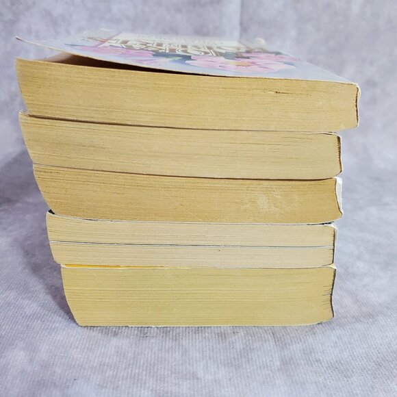 Nora Roberts Language Of Love Romance Paperback Set (5 Books) - Vintage Collecti - Picture 4 of 10